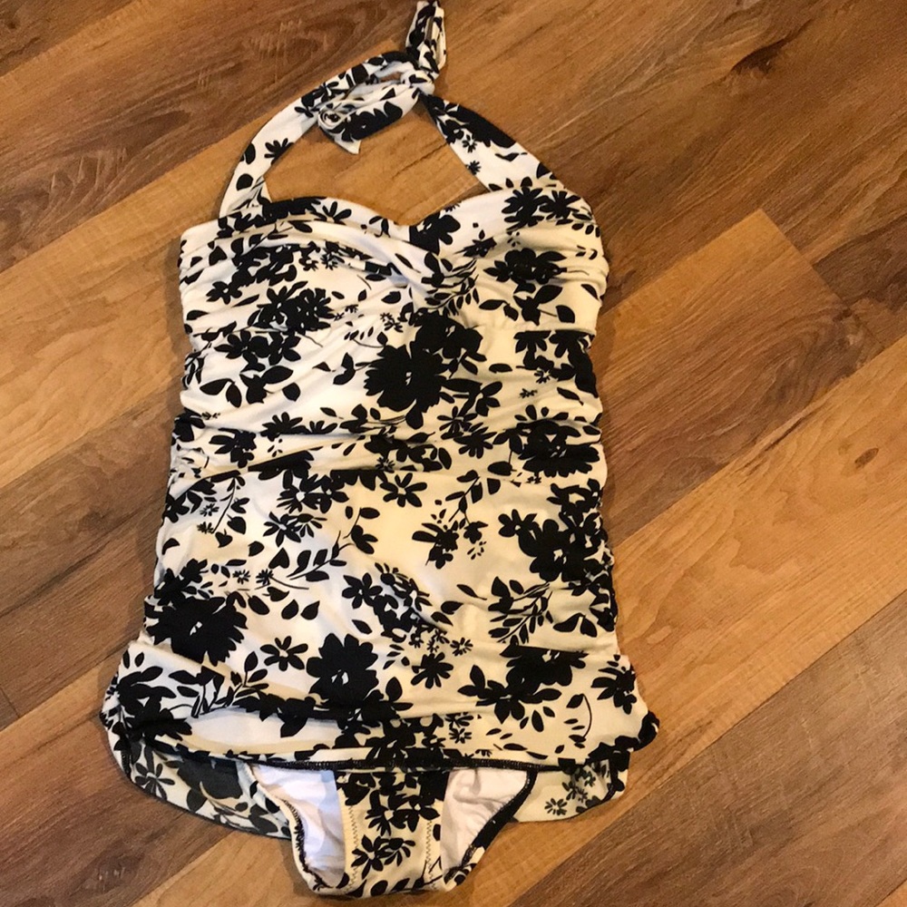 Lands End retro style one piece swimsuit